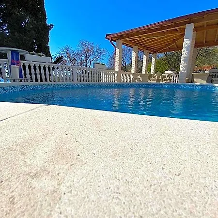 Mobile Homes Punta 3*