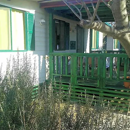 מלון Mobile Homes Punta 3*